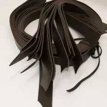 Кожа Ременная заготовка, обработанная с изнанки, шоколад 3,5+