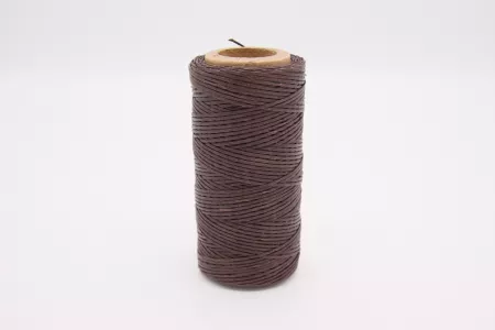 Кожа Нить плоская плетеная вощеная #303